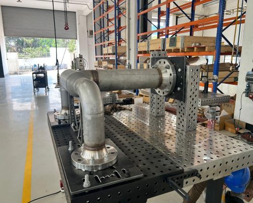 Cyclotron welding table Cyclotron welding table