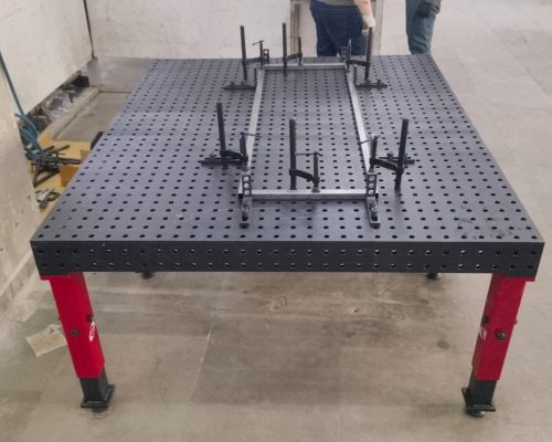 Cyclotron 3D welding table